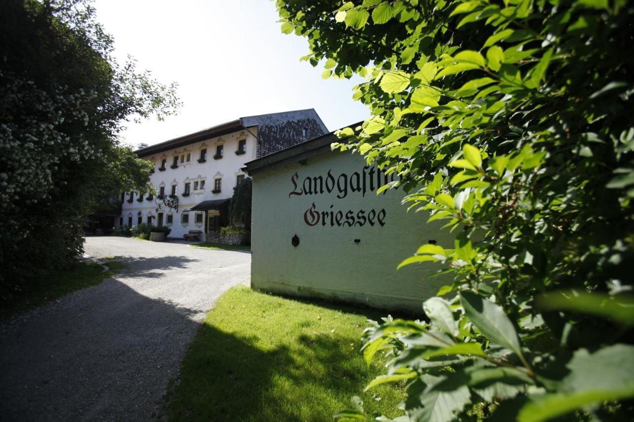 Hotel Landhaus Griessee à Obing Extérieur photo