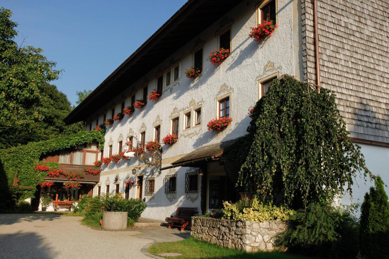 Hotel Landhaus Griessee à Obing Extérieur photo