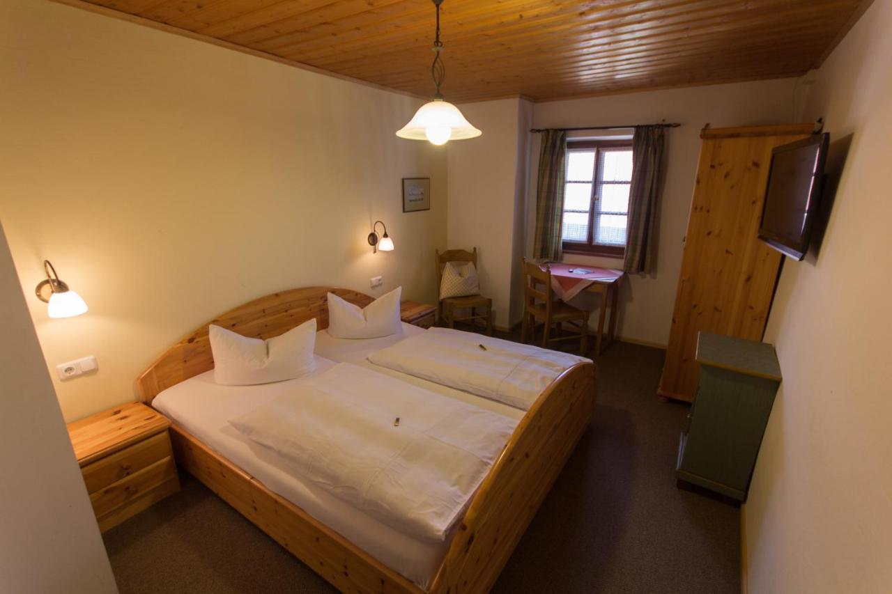 Hotel Landhaus Griessee à Obing Extérieur photo